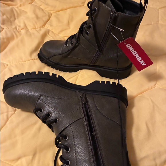 UNIONBAY Dark Green Lace Up Boots - Picture 4 of 5